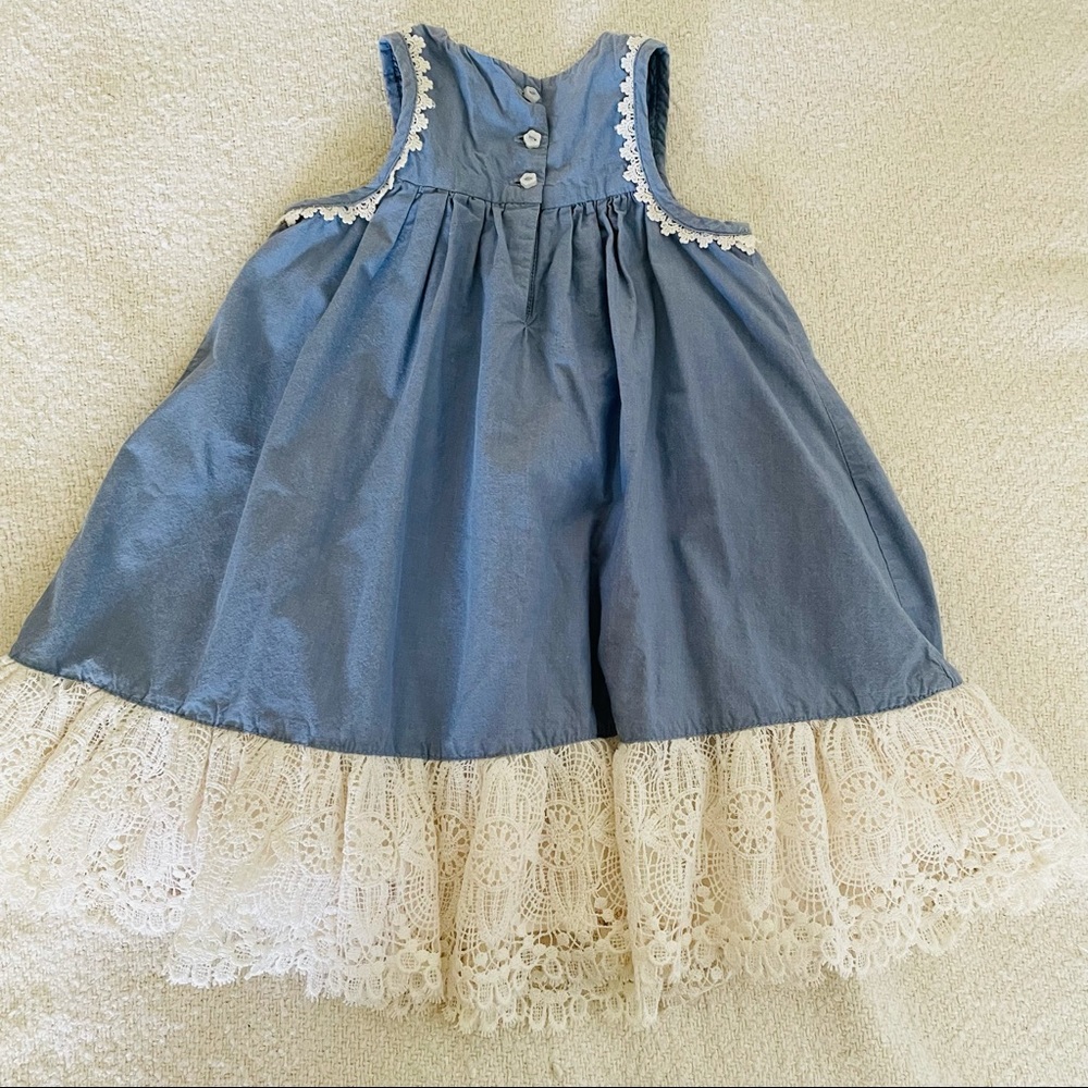 CHAMBRAY & LACE - Picture 2 of 6